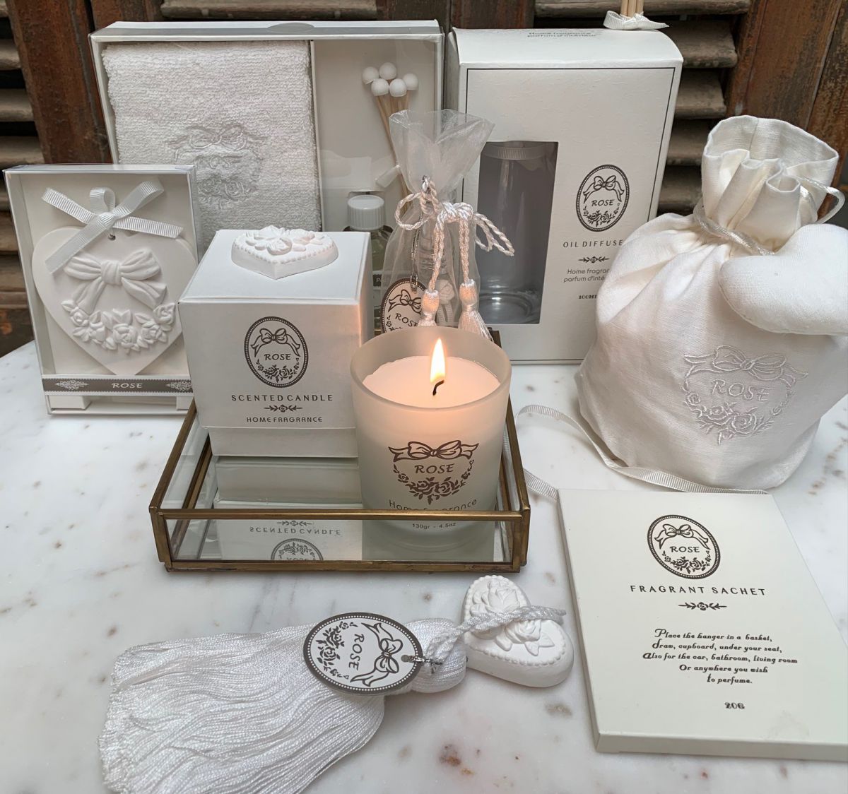 rose single candle in gift box